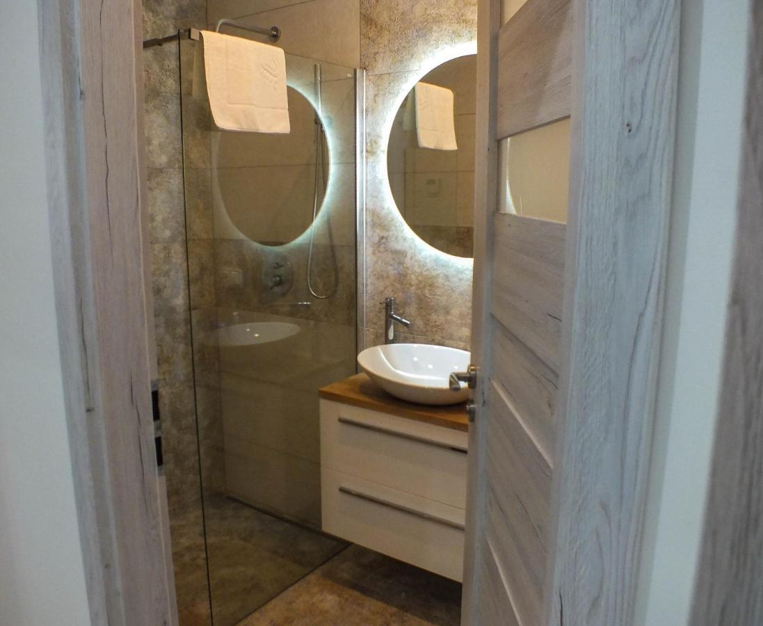 Apartament Plac Piastowski 1 イェレニャ・グーラ エクステリア 写真