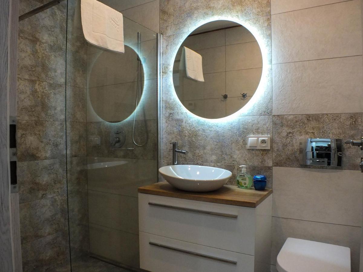 Apartament Plac Piastowski 1 イェレニャ・グーラ エクステリア 写真