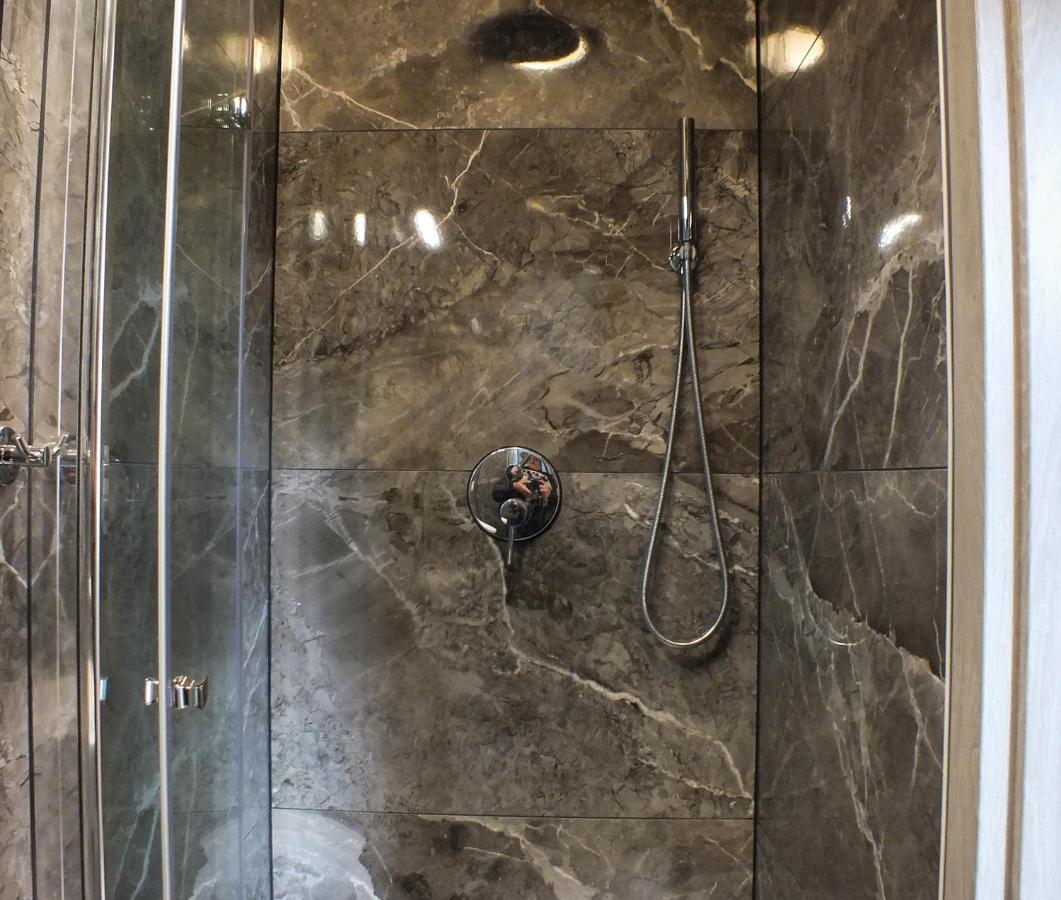 Apartament Plac Piastowski 1 イェレニャ・グーラ エクステリア 写真